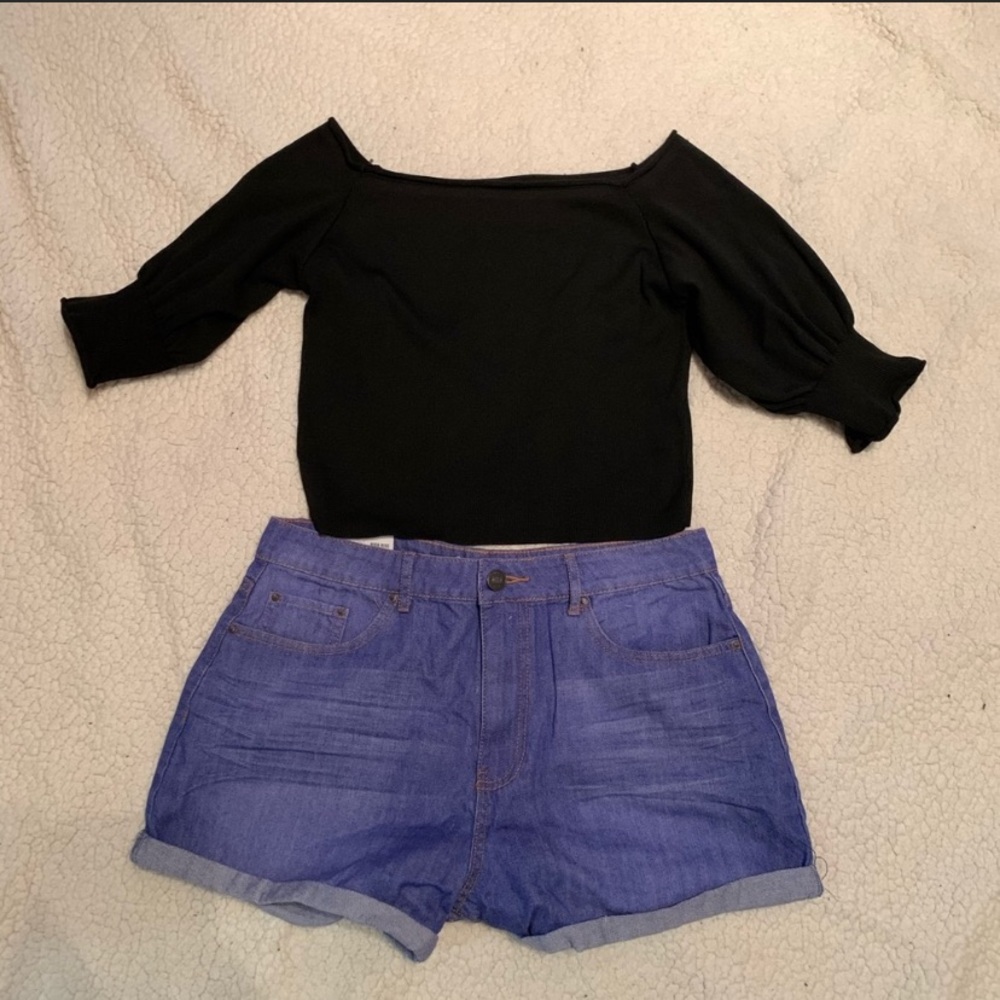 NEW F21 High Rise Shorts